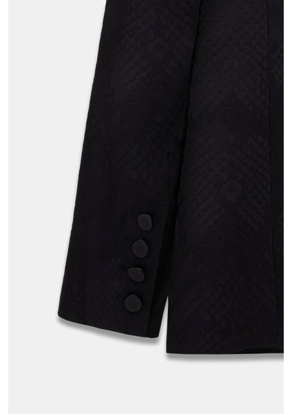 Saten Detaylı Yılanlı Jakar Kruvaze Blazer Pantolon Takım