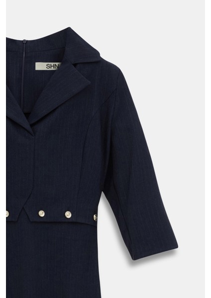 Çizgili Düğme Detaylı Elbise fırsatları