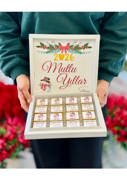 Altın Renkli Yılbaşı Çikolatası, Süslemeli, 16'lı Kutuda, Tatlı Hediye fiyatları