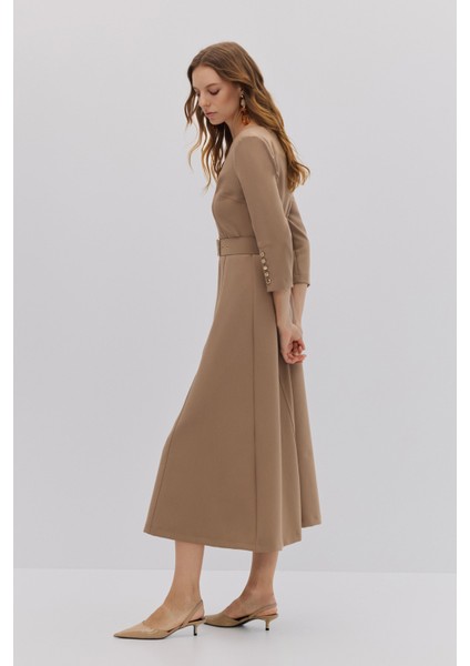 Dikiş Detaylı Midi Elbise fiyatları