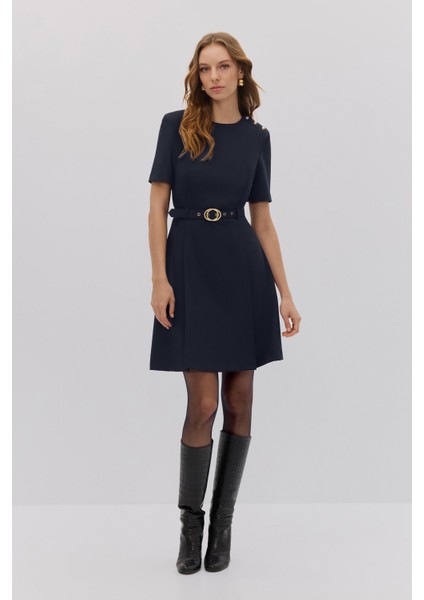 Bordo Düğme Detaylı Kemerli Mini Elbise