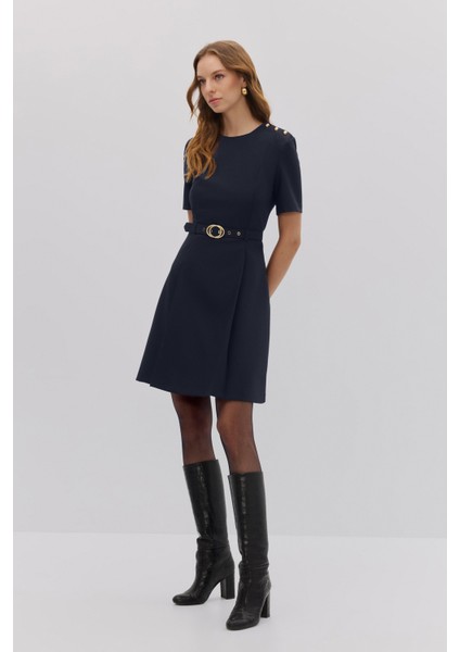 Bordo Düğme Detaylı Kemerli Mini Elbise