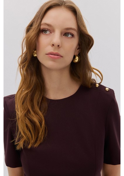 Bordo Düğme Detaylı Kemerli Mini Elbise