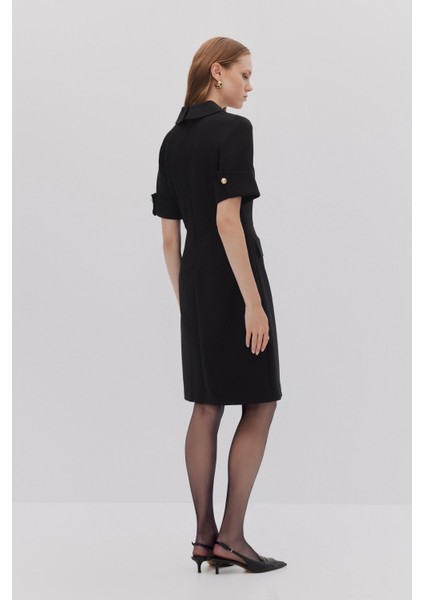 Önü Çakma Detaylı Manşetli Elbise