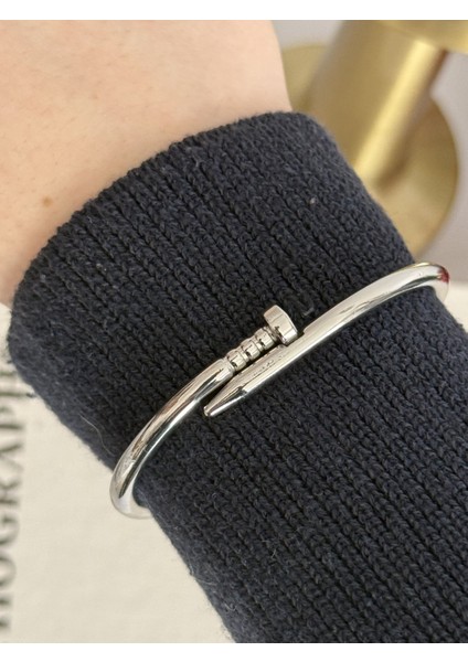 Gümüş Çivi Model Kelepçe Bileklik fiyatları