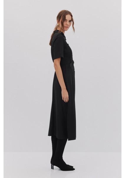 Apoletli Kemer Detaylı Elbise