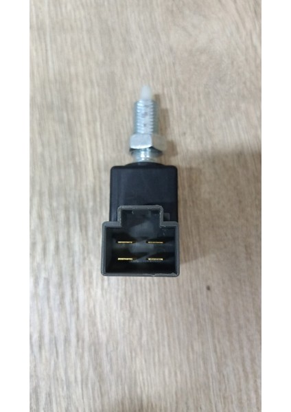 ZMS1054 93810-3K000 Fren Musuru 4 Pın Hyundaı Accent Era 1.6. 2005-2010/ Getz 1.6 2003-2009/ I20 1.4 Crdı 2008-2012/ I30 2007-2012/ Kıa Rıo Iı 2005-/ Kıa Cee'd 1.6 Crdı 2010-2012 | modelleri