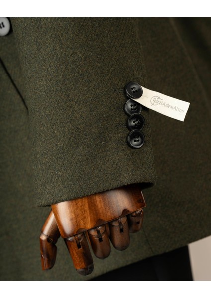 Italyan Stil Slim Fit Kaşe Yan Cep Erkek Kaban Haki T15054 fırsatları