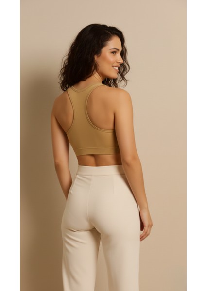 Kadın Spor Sütyeni | Pedli & Çapraz Sırt Detaylı Sporcu Büstiyeri