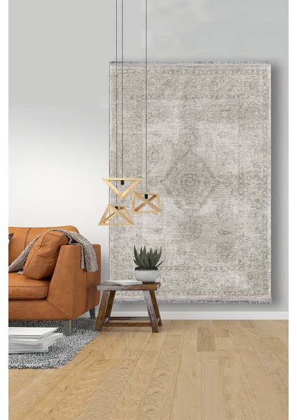 Mars 2028 Klasik Gri Tonlarında Eskitme Dekoratif Halı