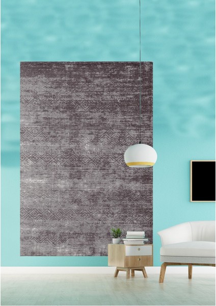 Mars 2020 Gri ve Siyah Tonunda Etnik Desenli Kaymaz Taban Dekoratif Halı