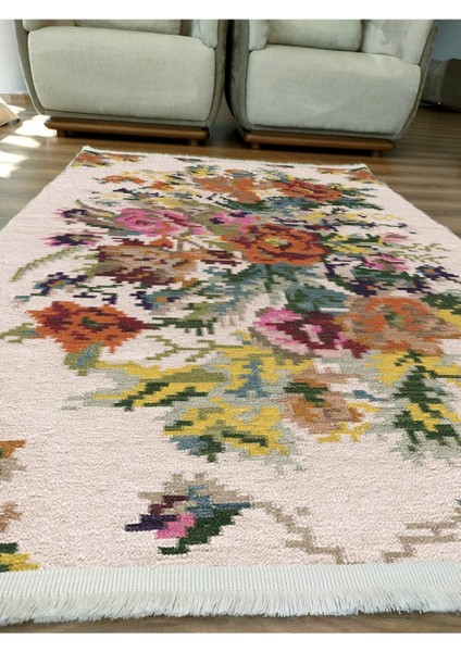 Mars Serisi Multy Tonlarında Eskitme Çiçek Desen Kaymaz Taban Şönil Halı modelleri