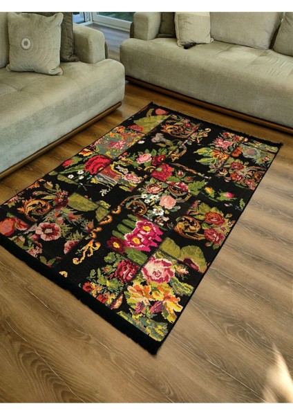 Mars Serisi Otantik Çiçekli Patchwork Desen Kaymaz Taban Şönil Halı