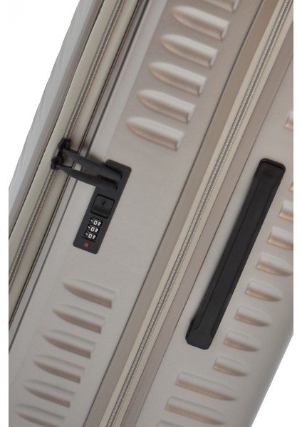 Ground Körüklü Büyük Boy Valiz – Ultra Dayanıklı, Geniş Hacimli, Tsa Kilitli modelleri