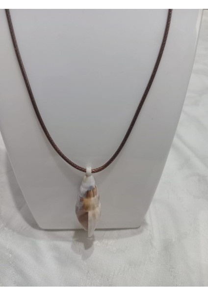 Deri Ipli Denizkabuğu Uçlu Kolye fiyatları