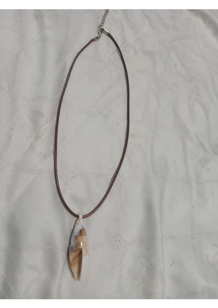 Deri Ipli Denizkabuğu Uçlu Kolye fırsatları