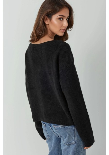 Kadın Ultra Soft V-Yaka Düğmeli Çift Kullanımlı Triko Hırka Siyah modelleri