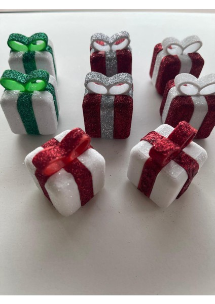 Yılbaşı Temalı Mini Hediye Paket Şeklinde Simli Parlak Ağaç Süsü 10 Adet