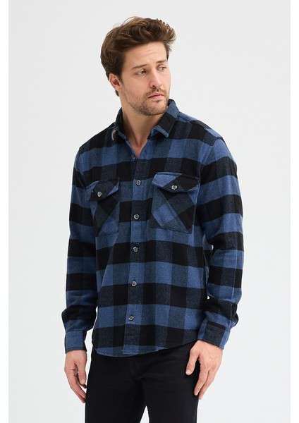 Çift Cep Kapaklı Ekoseli Flam Oduncu Erkek Gömlek fırsatları