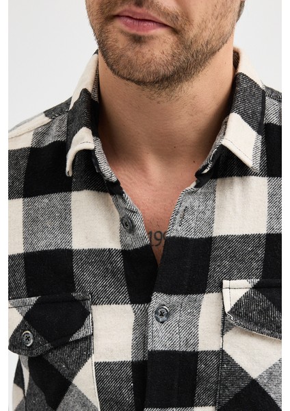 Çift Cep Kapaklı Ekoseli Flam Oduncu Erkek Gömlek