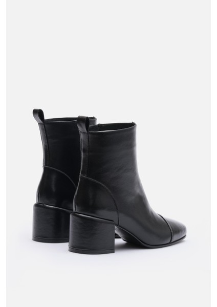 Bestyle Gerçek Deri Siyah Fermuarlı Topuklu Bot