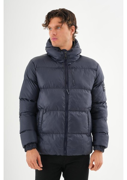 Erkek Regular Fit Astarlı Çok Cepli Kapuşonu Çıkan Rahat Mont indirimleri