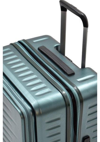 Ground Körüklü Orta Boy Valiz – Ultra Dayanıklı, Geniş Hacimli, Tsa Kilitli fırsatları