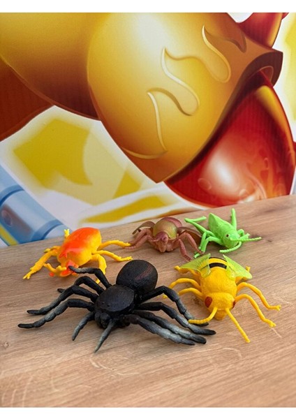 Böcek Hayvan Seti Oyuncak Böcekler Vahşi Hayvanlar Örümcek Sinek Böcek Çekirge Seti 5 Parça Büyük modelleri