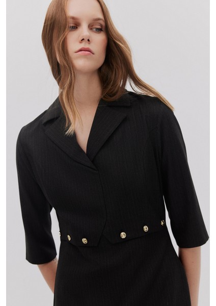 Çizgili Düğme Detaylı Elbise