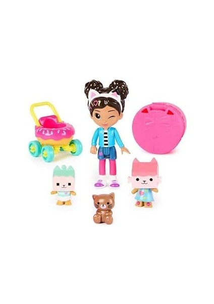 Gabby's Dollhouse, Kitty Care Figür Seti, 2 Kedi Figürü ve Bebek Arabası ile Gabby, 3 Yaş ve Üzeri