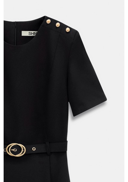 Omzu Düğme Detaylı Kemerli Mini Elbise indirimleri