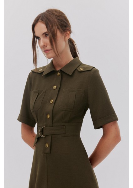 Apoletli Kemer Detaylı Elbise