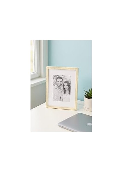 Emores Ahşap Resim Çerçevesi 4'lü Set Halinde 20 x 25 cm Boyutunda