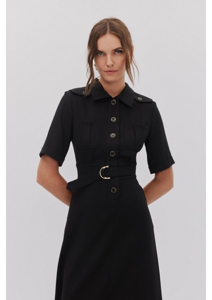 Apoletli Kemer Detaylı Elbise