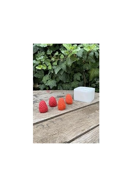 Rufus Çilek Dörtlü Mum Kalıbı (Silikon) (2,5 x 2,5 x 3 Cm) (Küçük Süsleme Kalıbı) 1 Adet