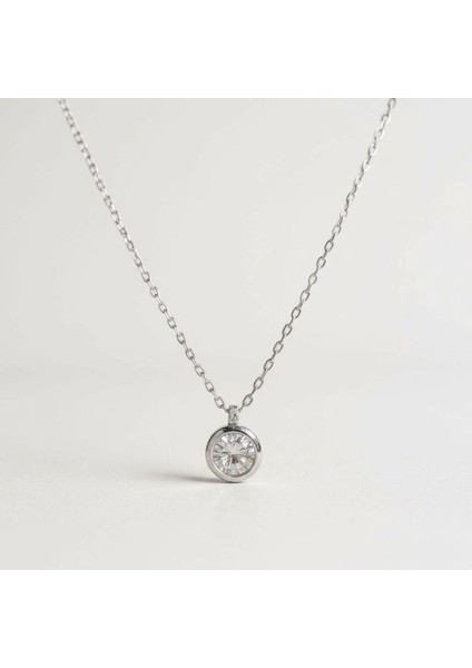 Round Brillant Iconıc Touch