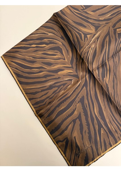 Zebralı Desen Twill Ipek Eşarp