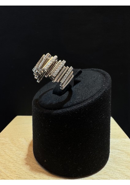 Ithal Taşlı Hareketli Çubuklu Kadın Güöüş Yüzük fiyatları