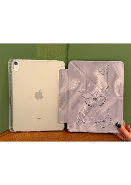iPad 11 A16 2025 10. Nesil 10.9 Kılıf Açık Mor Zemin Sanatsal Kelebek Desenli Kalem Bölmeli Şeffaf Arka Akıllı Kapak modelleri