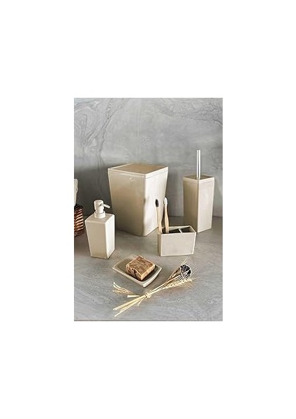 Bi̇ga Banyo Seti̇-Bej