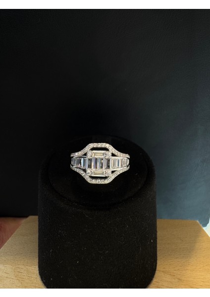 Ithal Küçük Baget Taşlı Kadın Gümüş Yüzük fiyatları