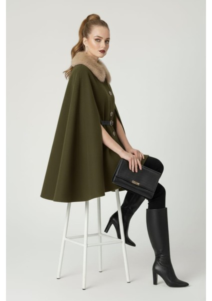 Kadın Yakası Kürklü Düğme Detaylı Beli Kemerli Panço Kaşe Kaban fiyatları