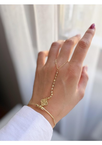 Çelik Yonca Bileklik Şahmeran