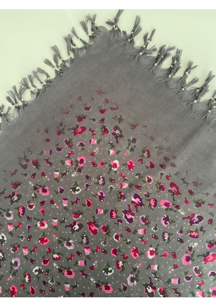 Püsküllü Çiçek Desen Tülbent Yazma