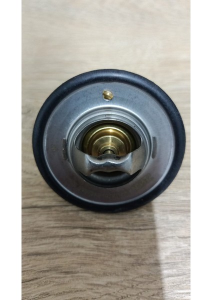 ZTH1176 17670-65D00 Termostat 82 C Getz 1.3i 2002-2008/ Sedıcı 1.6 16V 2006-/ Grand Vıtara I 1.6i - 2.0i 1 | modelleri
