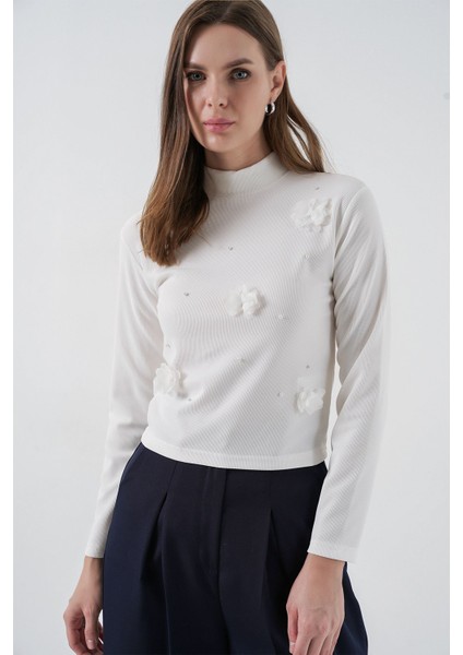 Kadın Bdart 3 Boyutlu Çiçek Detaylı Uzun Kollu Bluz Beyaz fırsatları
