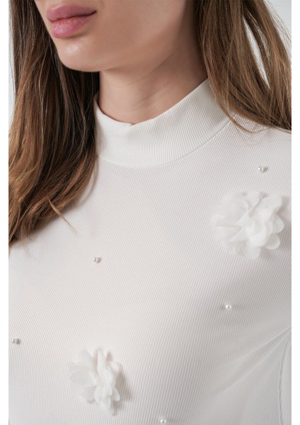 Kadın Bdart 3 Boyutlu Çiçek Detaylı Uzun Kollu Bluz Beyaz indirimleri