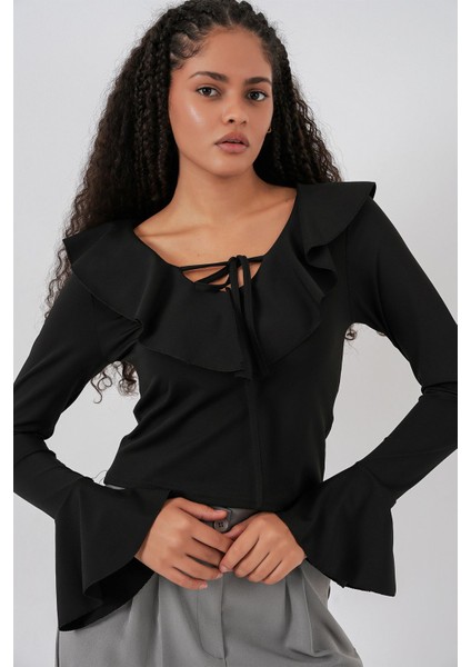 Kadın Bdart Fırfırlı V Yaka Kısa Bluz Siyah fırsatları