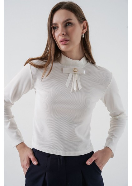 Kadın Bdart Kurdele Detaylı Uzun Kollu Dik Yaka Bluz Beyaz modelleri