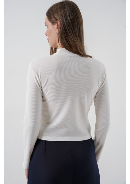 Kadın Bdart Kurdele Detaylı Uzun Kollu Dik Yaka Bluz Beyaz